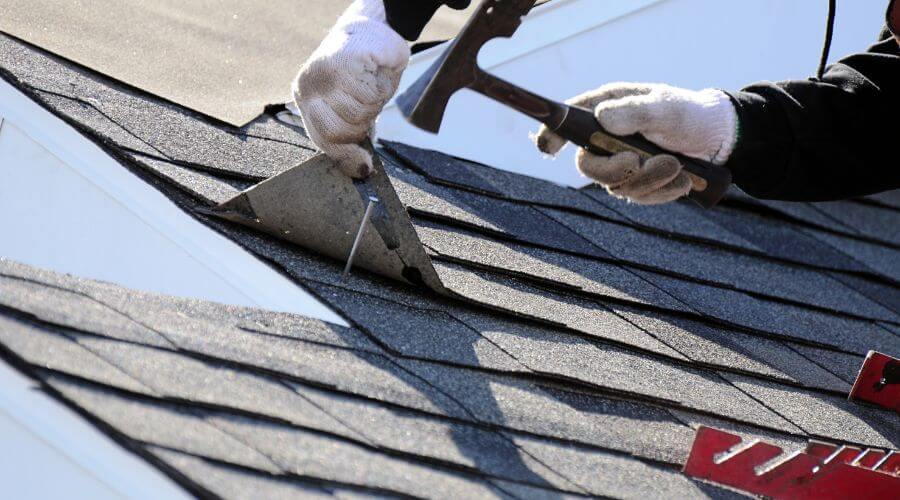 Professional residential roofers in Longton, KS
